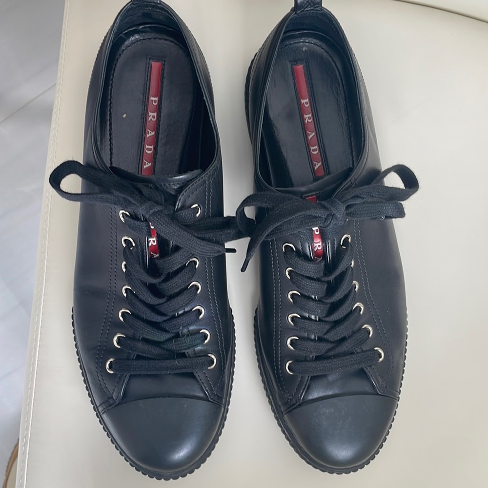 Mens Prada black leather sneakers size 8.5 in excellent condition.